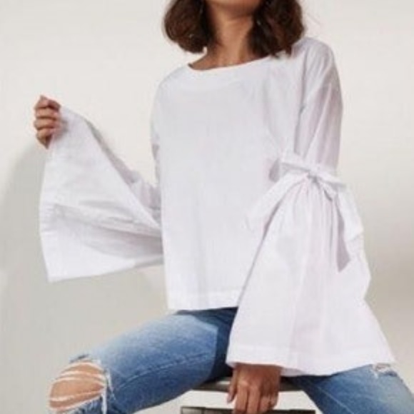 Free People Tops - Free People White Belle Sleeve Bow Blouse L
